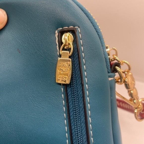 Crossbody phone purse with cat faux leather - Picture 4 of 6